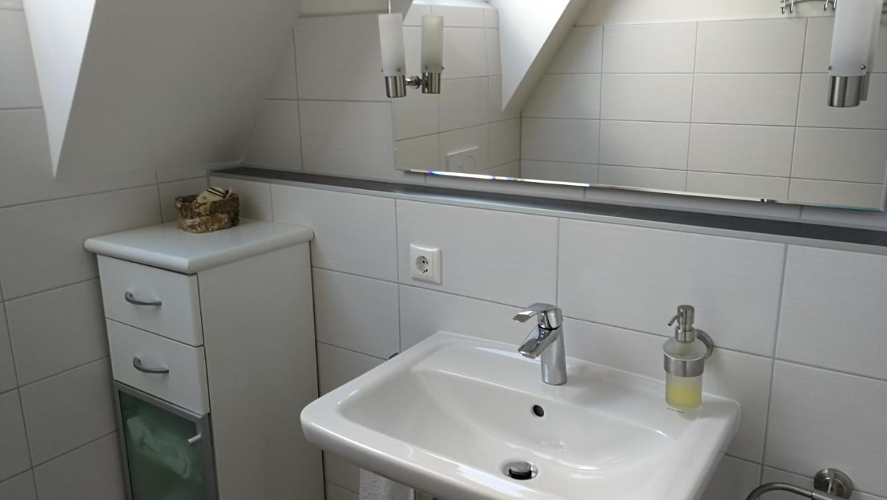 Muenchen Waldperlach Ruhig Und Sehr Schoene Wohnung Exteriör bild